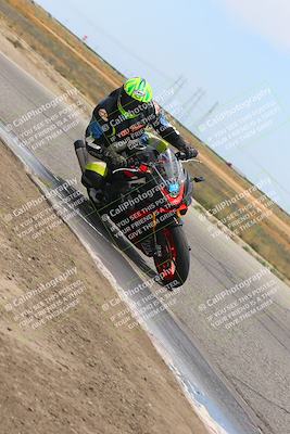 media/May-29-2023-Lets Ride (Mon) [[943717a907]]/B Group/1220pm (Grapevine)/